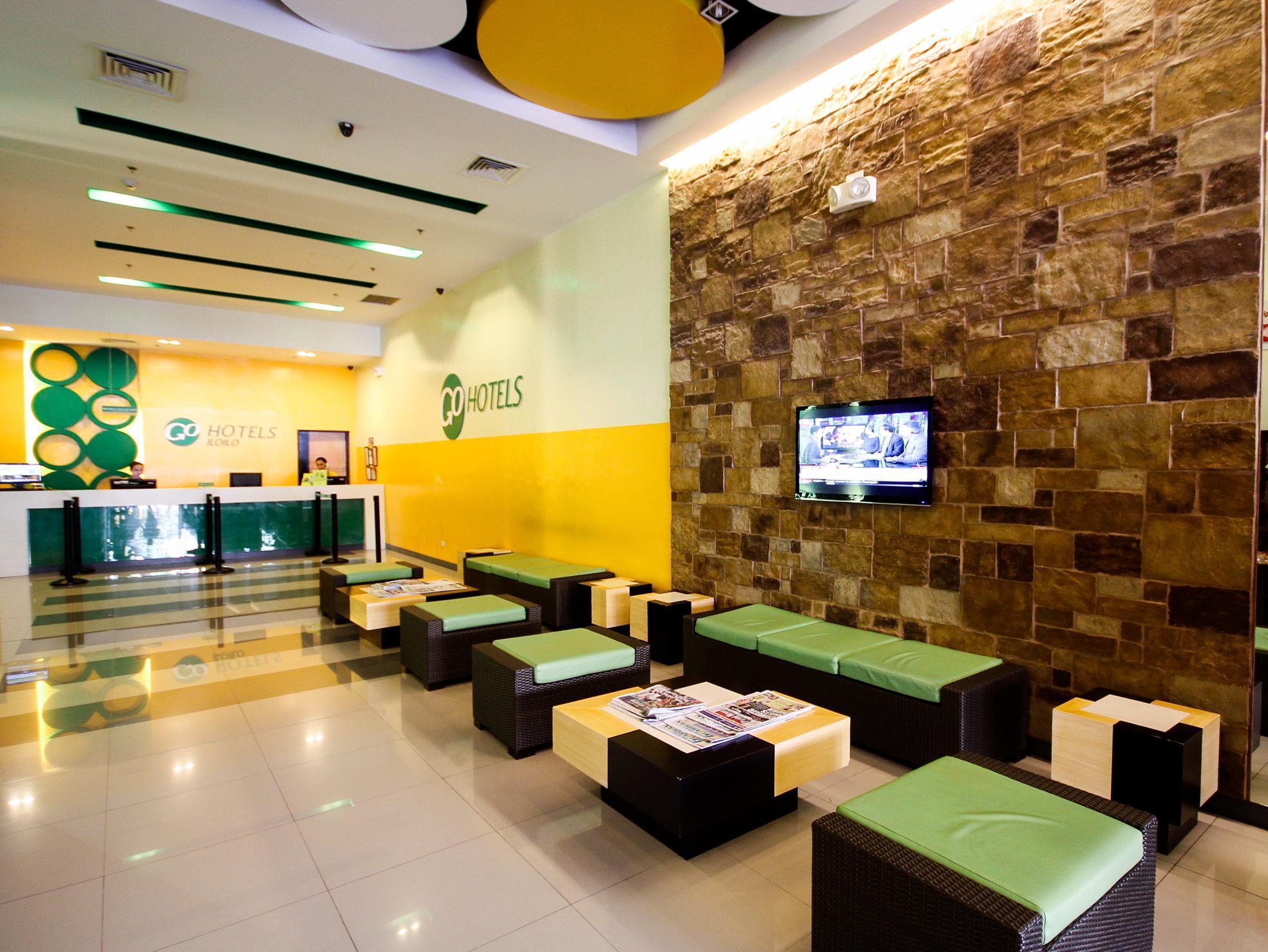 Go Hotels Iloilo Экстерьер фото